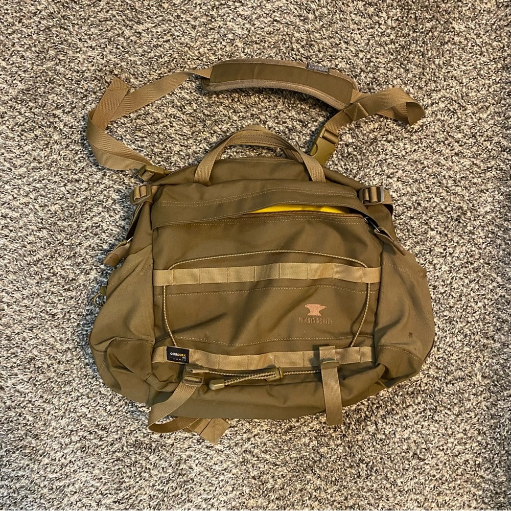 Tan Mountainsmith Side Bag